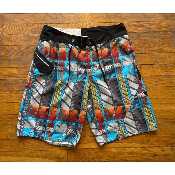 VOLCOM Multicolored 22” Boardshorts sz 34 - Picture 1 of 11